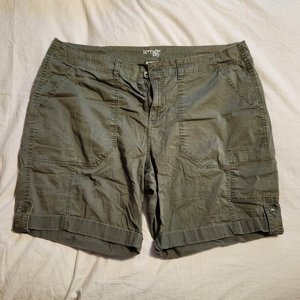 Terra & Sky Cargo Shorts
